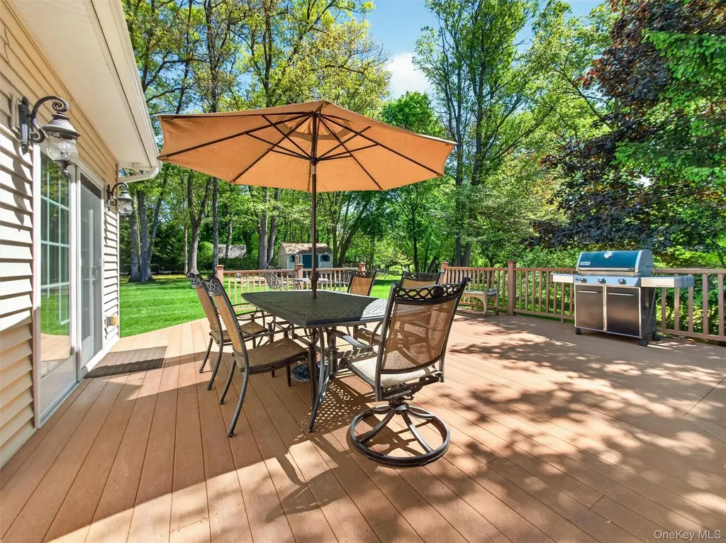 22 E Mayer Drive Suffern NY 10901