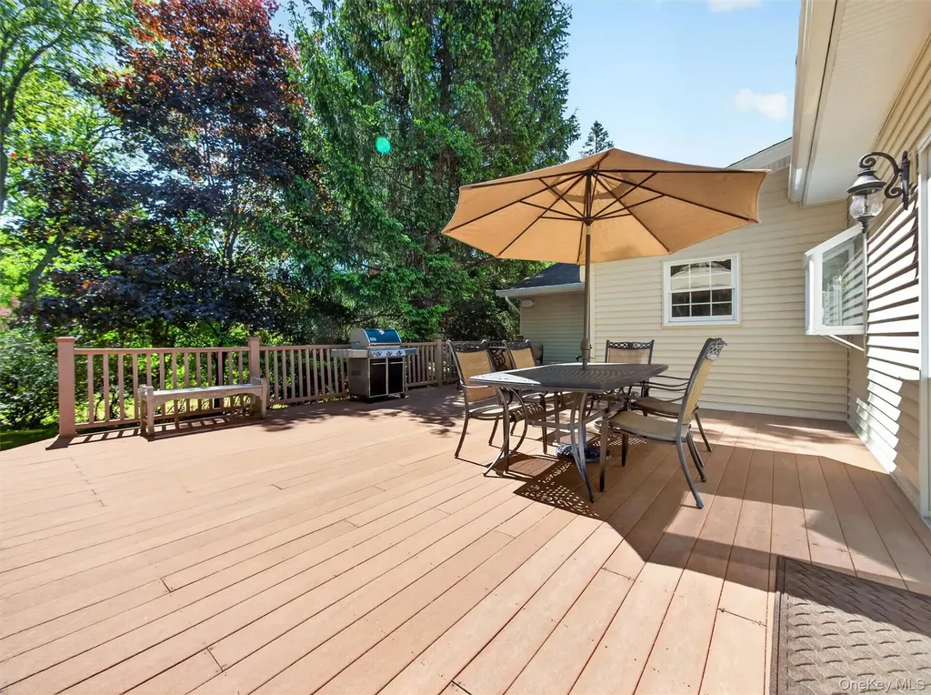 22 E Mayer Drive Suffern NY 10901