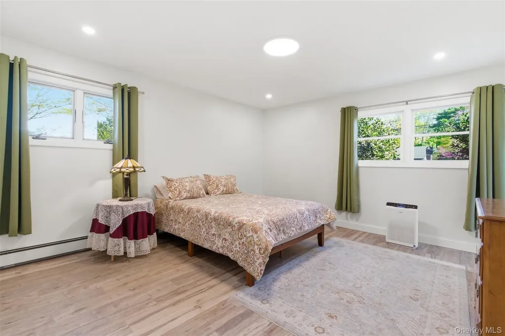 15 7th Avenue Smithtown NY 11787