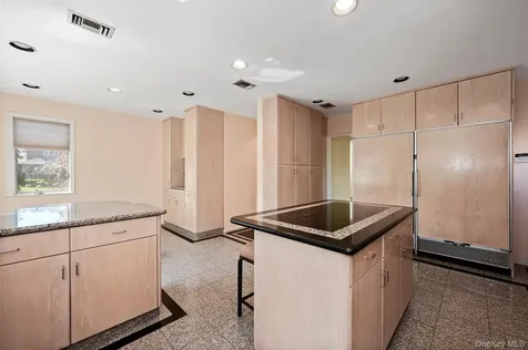 13802 Rockaway Beach Boulevard Belle Harbor NY 11694