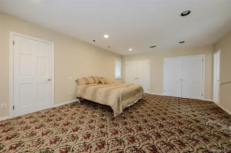 13802 Rockaway Beach Boulevard Belle Harbor NY 11694