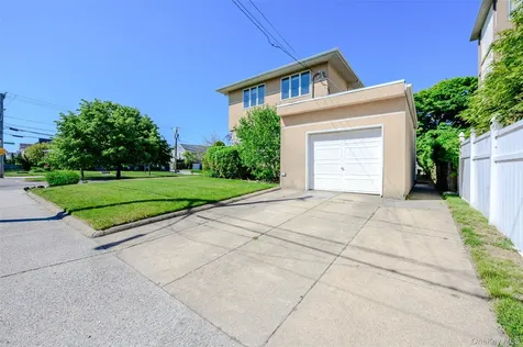 13802 Rockaway Beach Boulevard Belle Harbor NY 11694