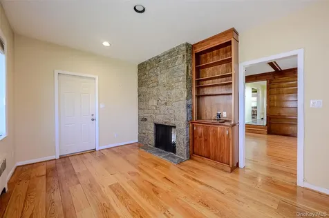13802 Rockaway Beach Boulevard Belle Harbor NY 11694