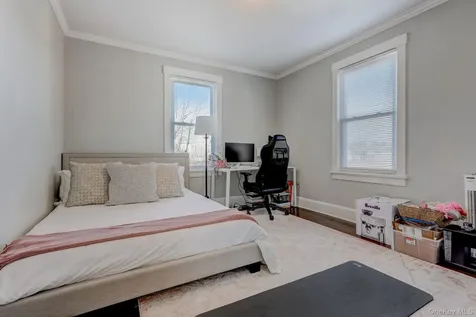 7 4th Street White Plains NY 10606