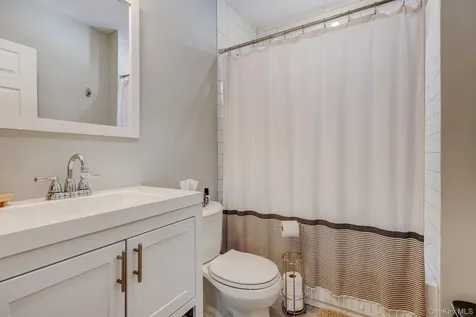 7 4th Street White Plains NY 10606