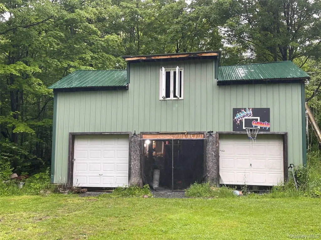 894 Upper Mountain Road Pine Bush NY 12566