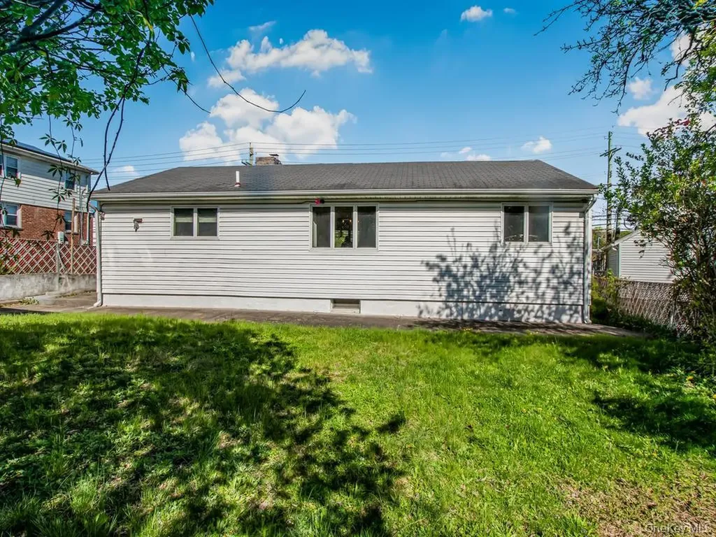1109 Aka 1111 Nepperhan Avenue Yonkers NY 10703
