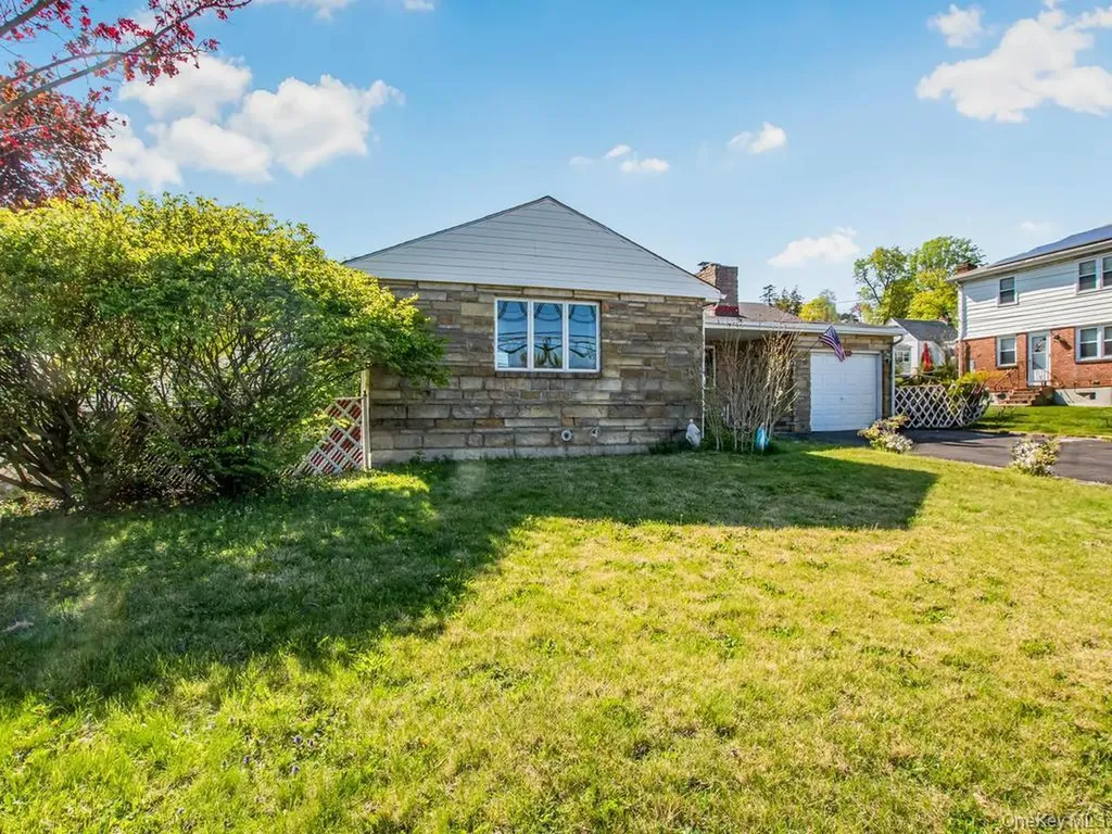 1109 Aka 1111 Nepperhan Avenue Yonkers NY 10703