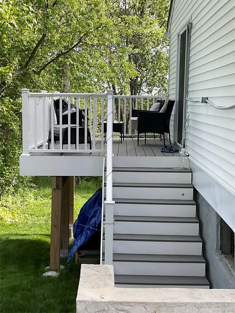 15 Brooker Drive Newburgh NY 12550