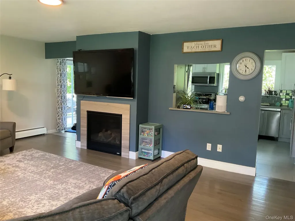 15 Brooker Drive Newburgh NY 12550