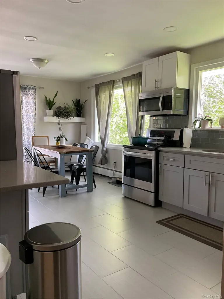 15 Brooker Drive Newburgh NY 12550