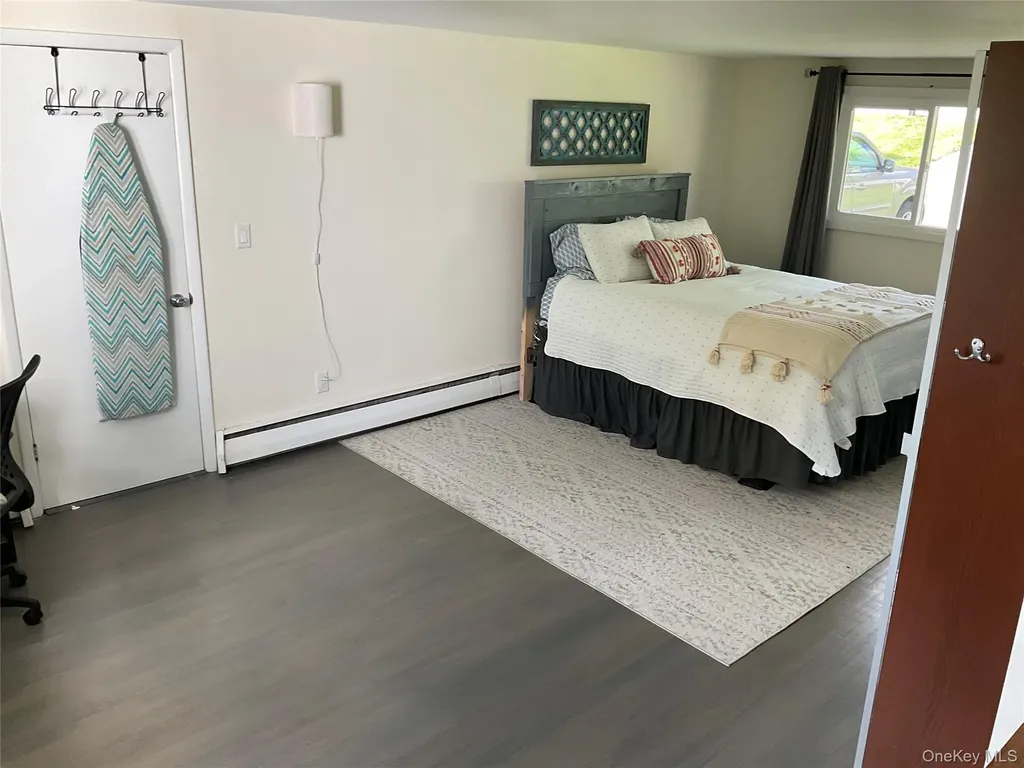 15 Brooker Drive Newburgh NY 12550