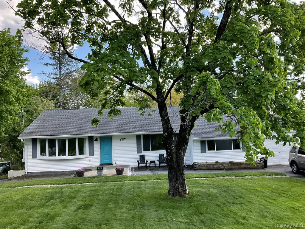 15 Brooker Drive Newburgh NY 12550