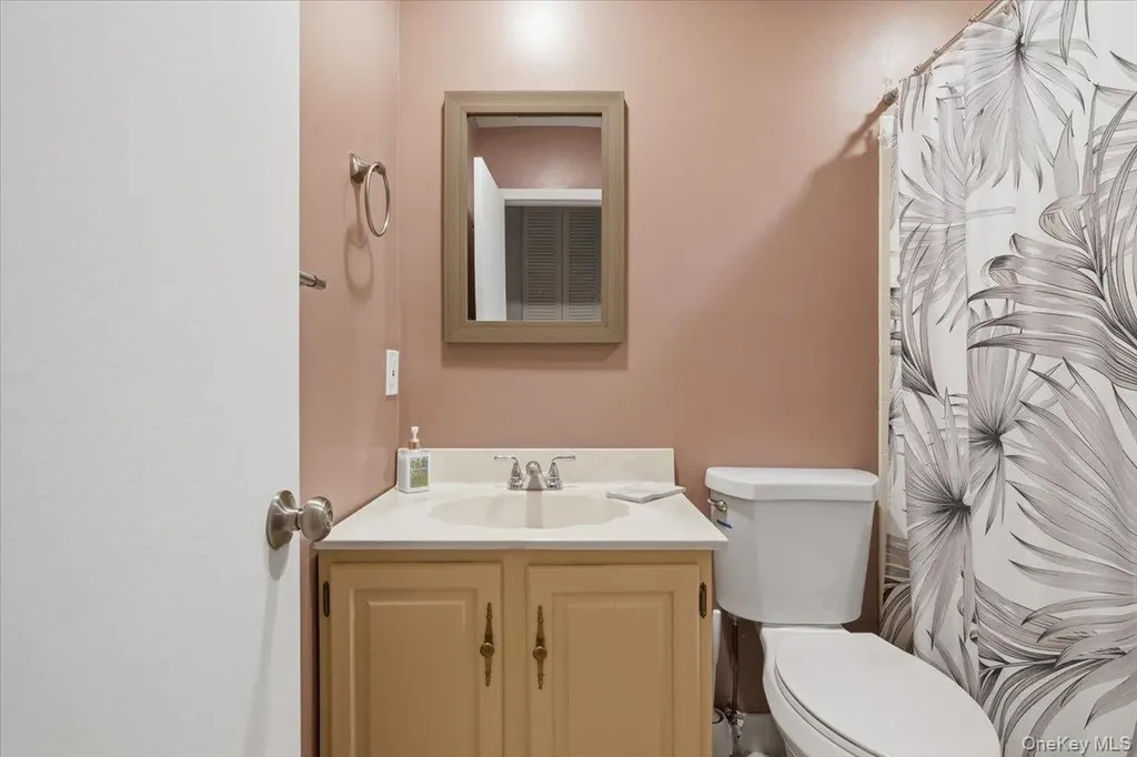 1001 Skyline Drive Coram NY 11727