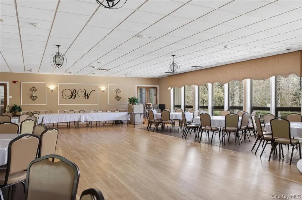 1001 Skyline Drive Coram NY 11727