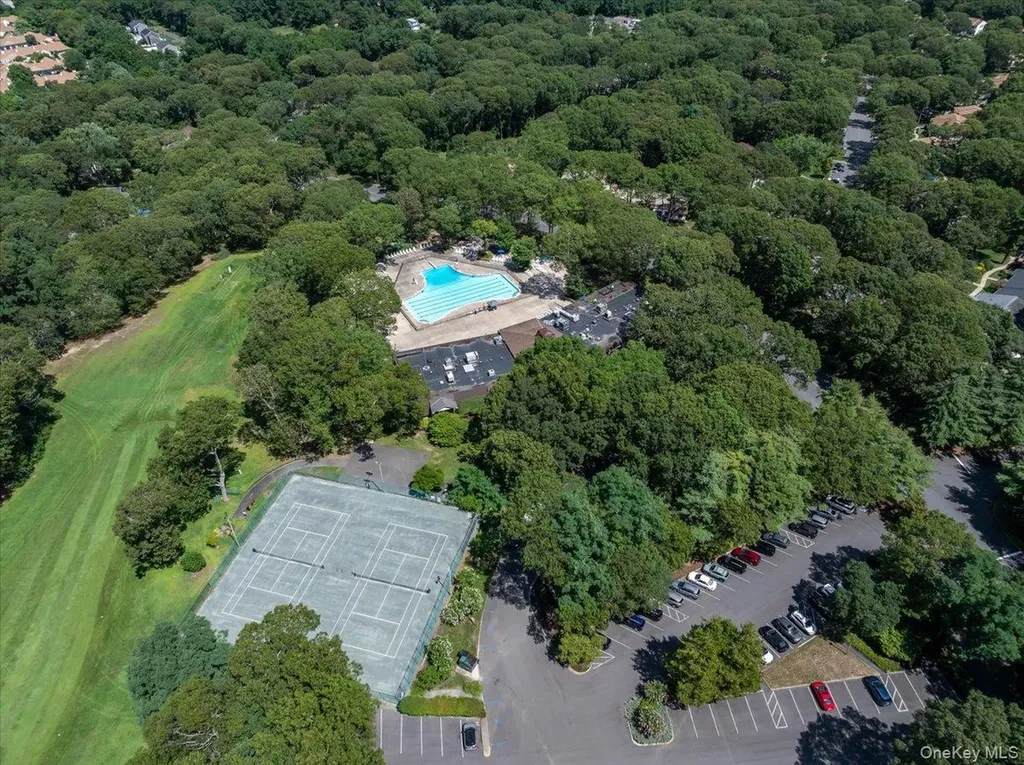 1001 Skyline Drive Coram NY 11727