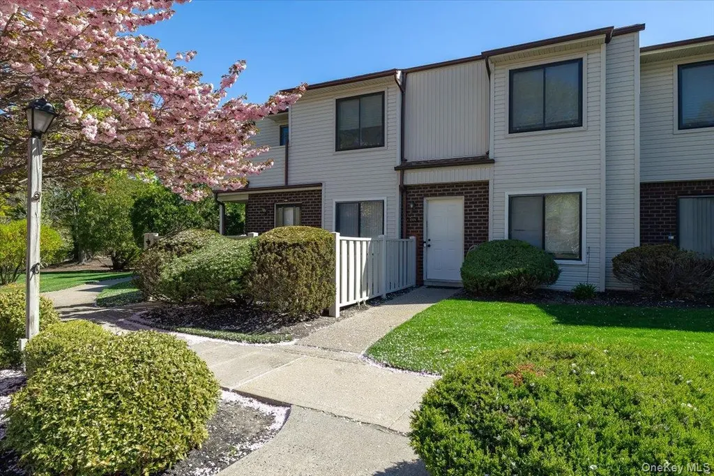 1001 Skyline Drive Coram NY 11727