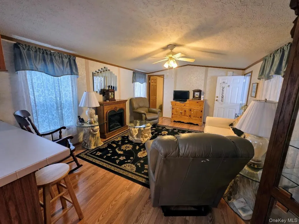 37 Hubbard Avenue Riverhead NY 11901