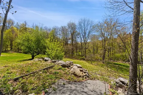 307 White Pond Road Stormville NY 12582