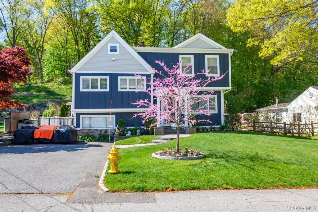 49 Meadow Road Montrose NY 10548