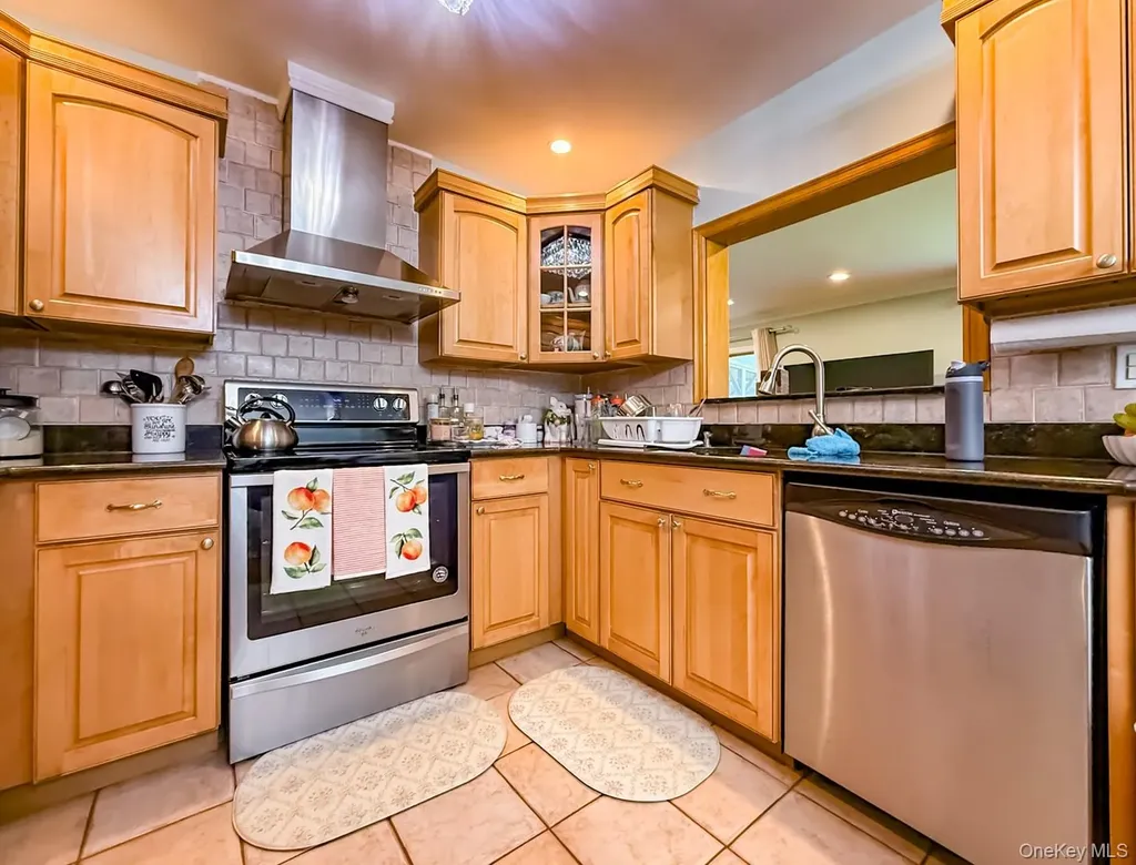 49 Meadow Road Montrose NY 10548