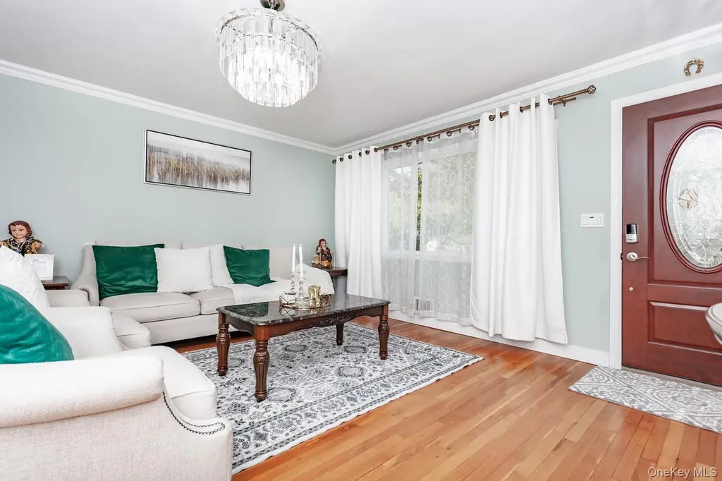 49 Meadow Road Montrose NY 10548
