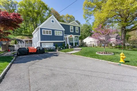 49 Meadow Road Montrose NY 10548