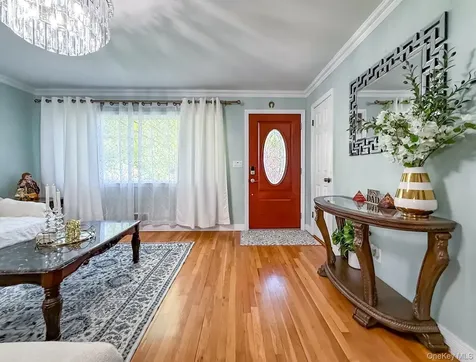 49 Meadow Road Montrose NY 10548