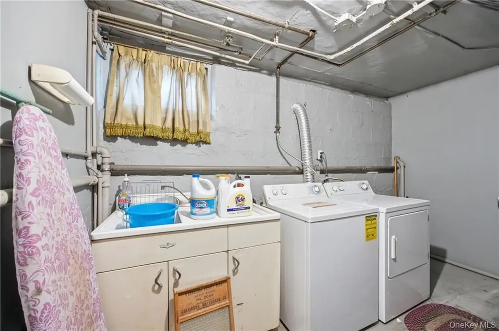 20 77th Street Brooklyn NY 11209