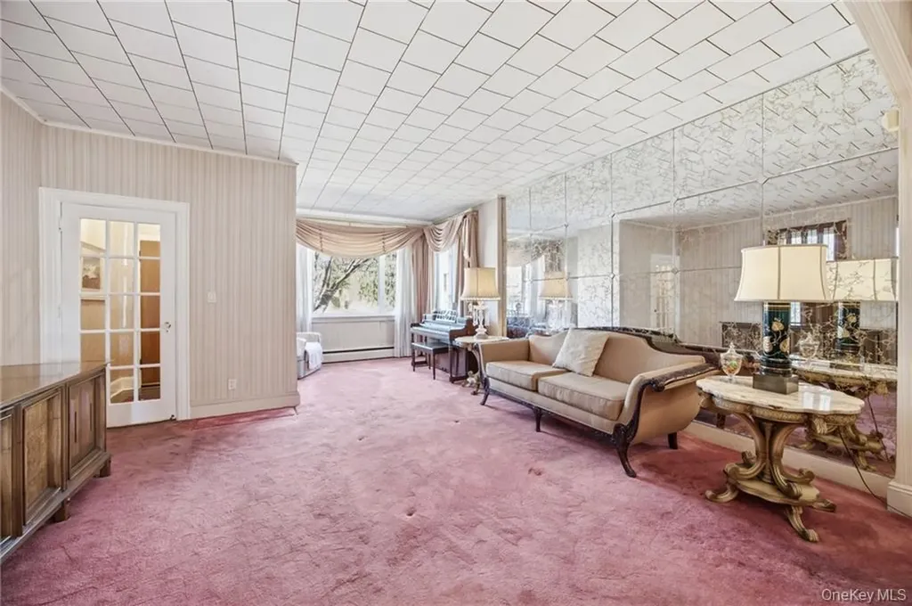 20 77th Street Brooklyn NY 11209