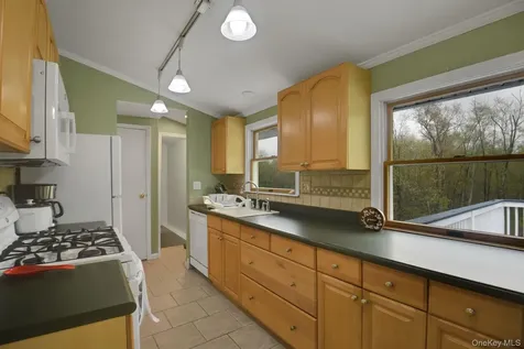 3296 Stony Street Mohegan Lake NY 10547