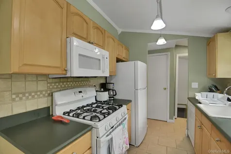 3296 Stony Street Mohegan Lake NY 10547