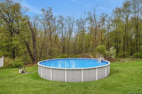 3296 Stony Street Mohegan Lake NY 10547
