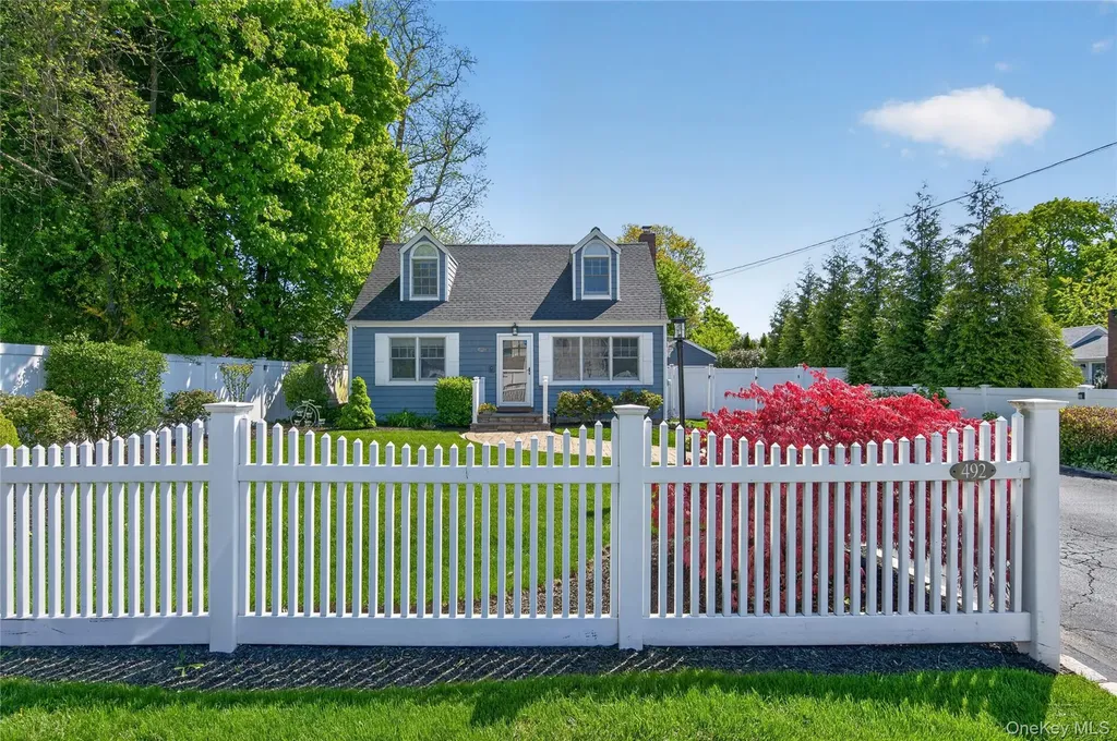 492 Atlantic Street East Northport NY 11731