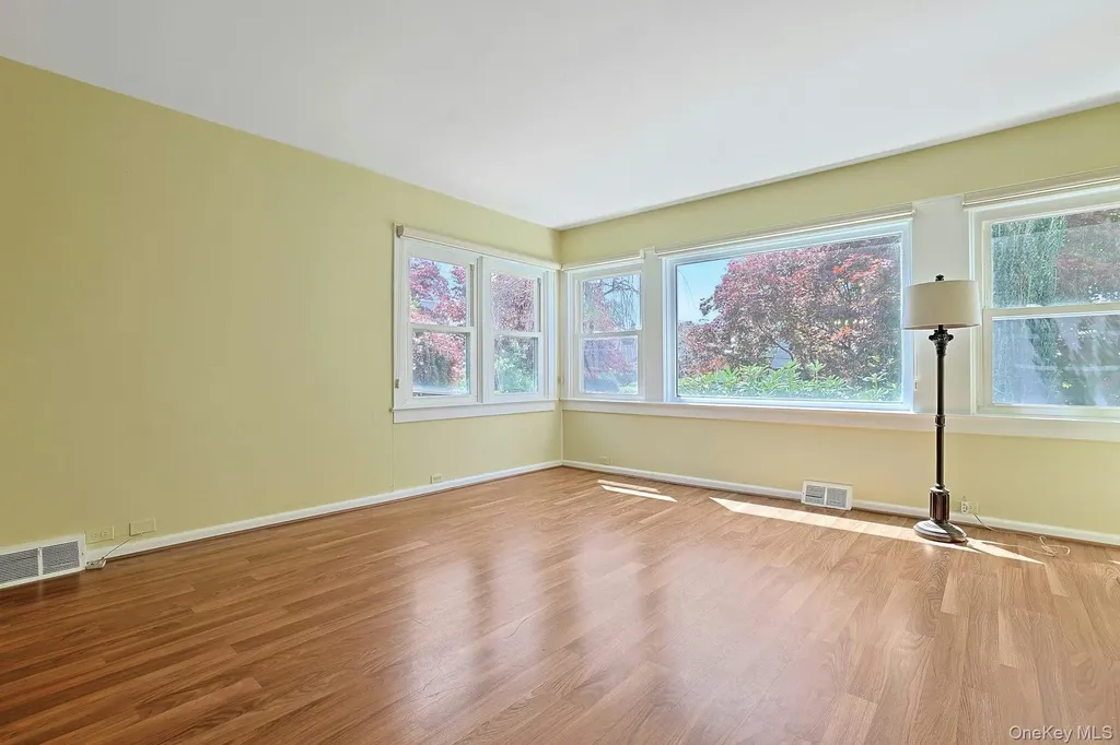 130 Madison Avenue Valhalla NY 10595