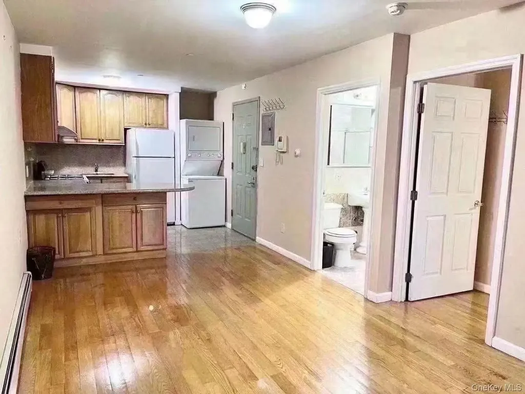 3122 Union Street Flushing NY 11354
