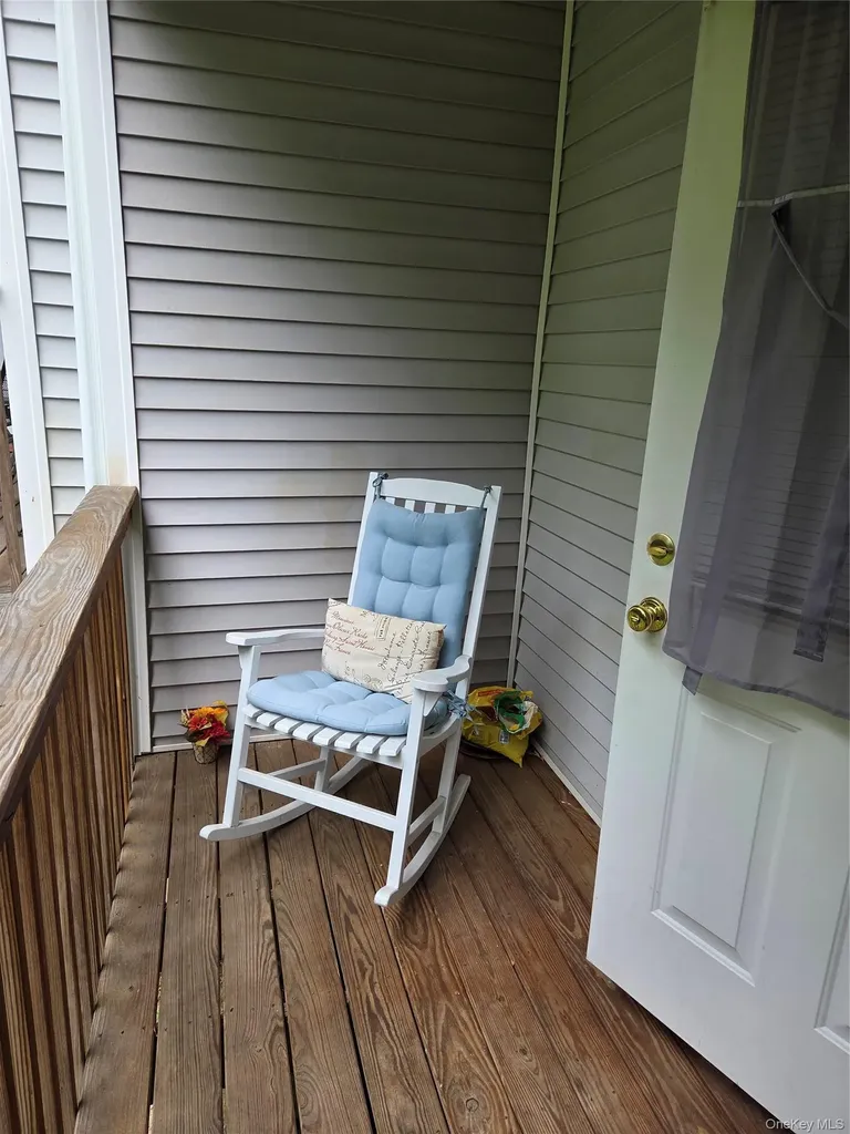 49 Aveonis Court Fishkill NY 12524