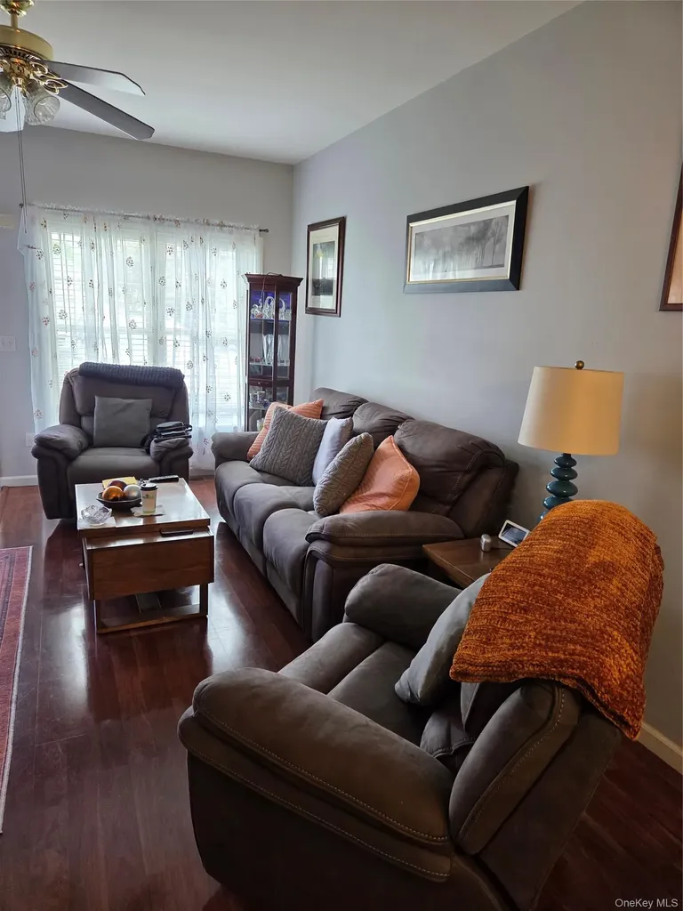 49 Aveonis Court Fishkill NY 12524
