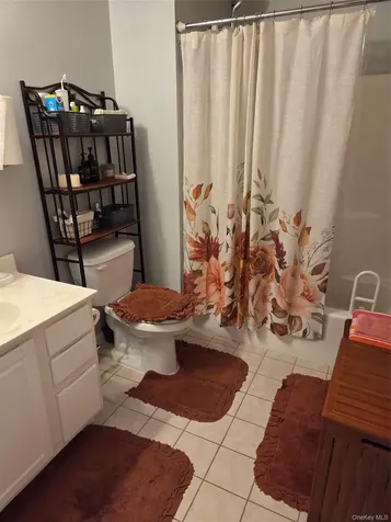 49 Aveonis Court Fishkill NY 12524