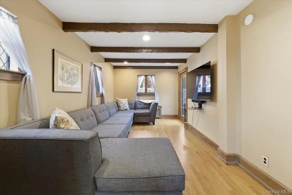 19 Addison Place Rockville Centre NY 11570