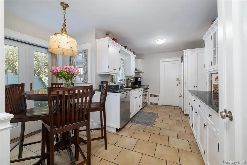 19 Addison Place Rockville Centre NY 11570