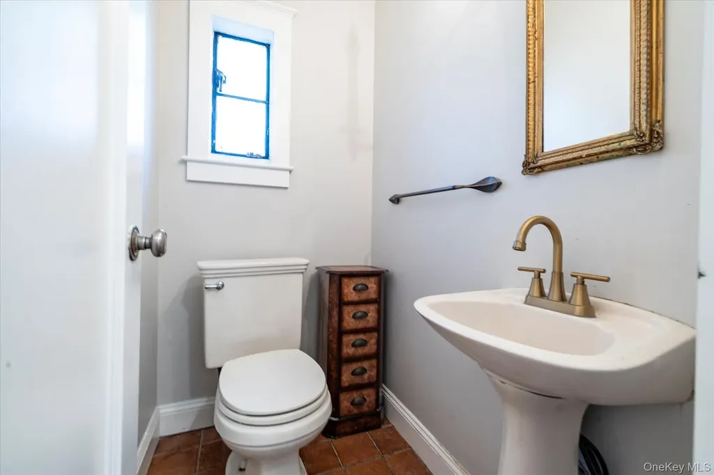 19 Addison Place Rockville Centre NY 11570