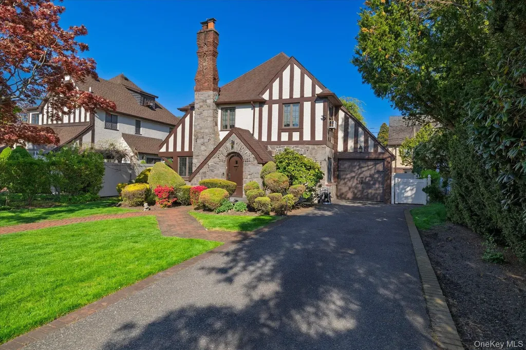 19 Addison Place Rockville Centre NY 11570
