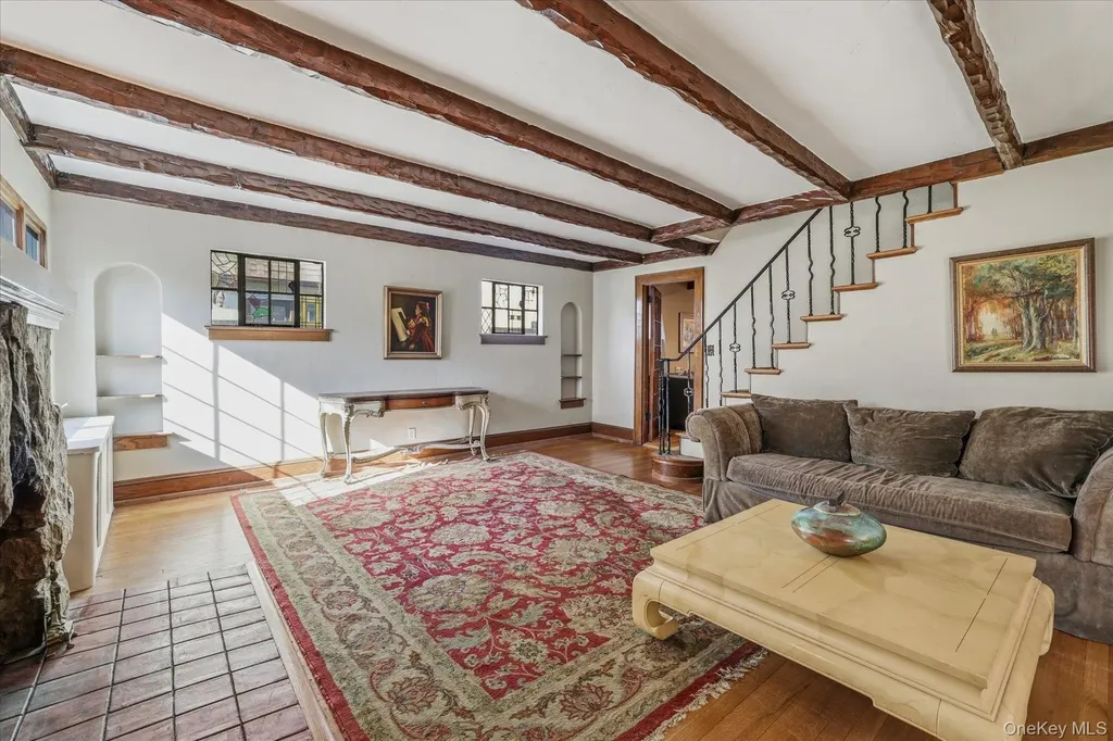 19 Addison Place Rockville Centre NY 11570