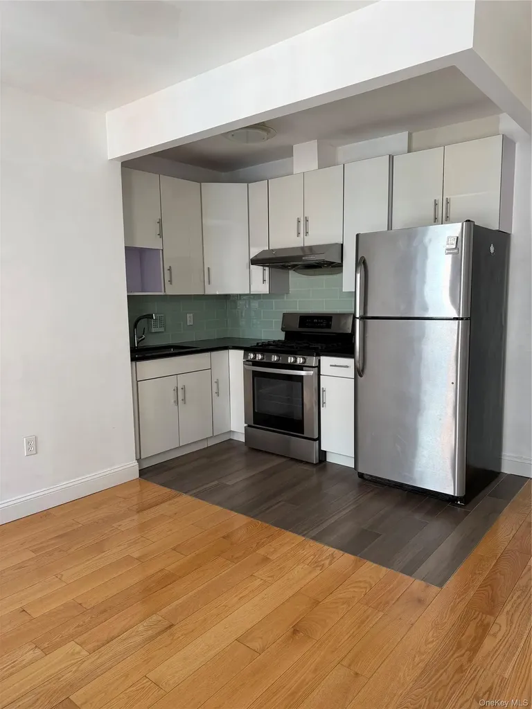 132-30 Sanford Avenue Flushing NY 11355