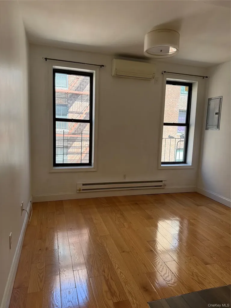 132-30 Sanford Avenue Flushing NY 11355