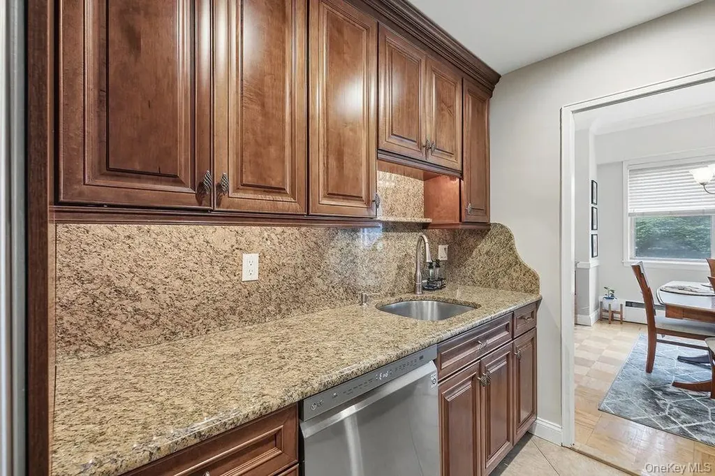 615 Palmer Road Yonkers NY 10701