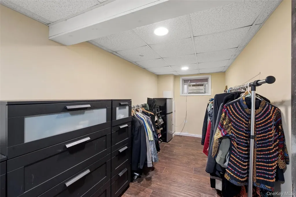 12 Harvard Avenue Hewlett NY 11557