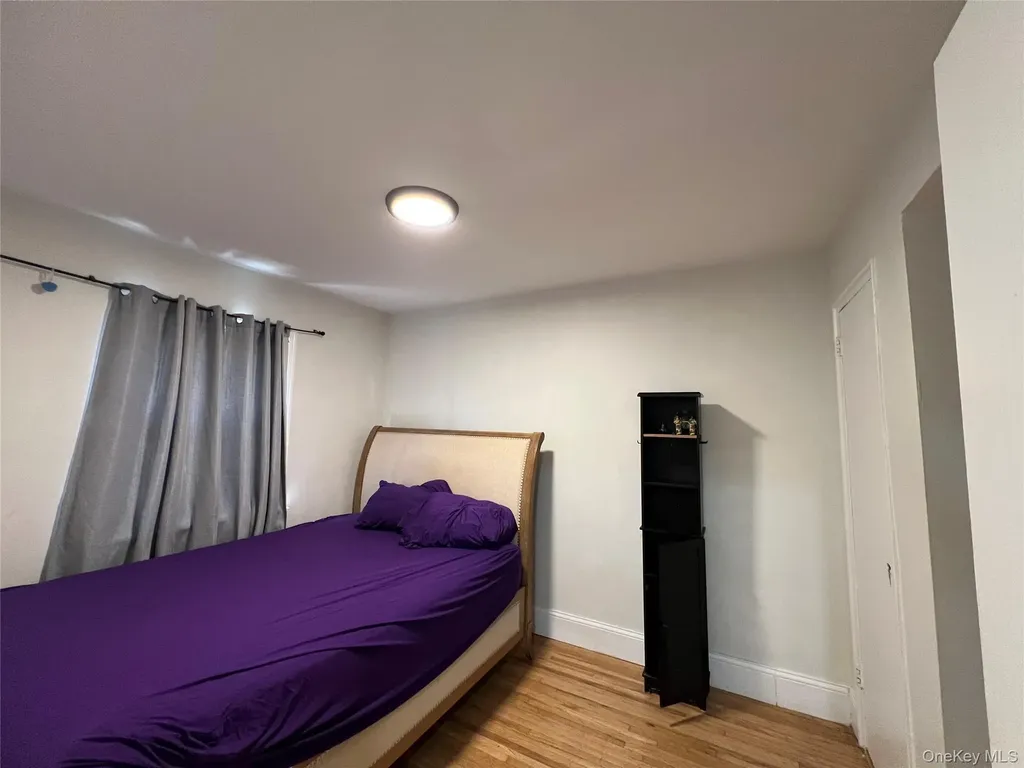 1308 E 223rd Street Bronx NY 10466