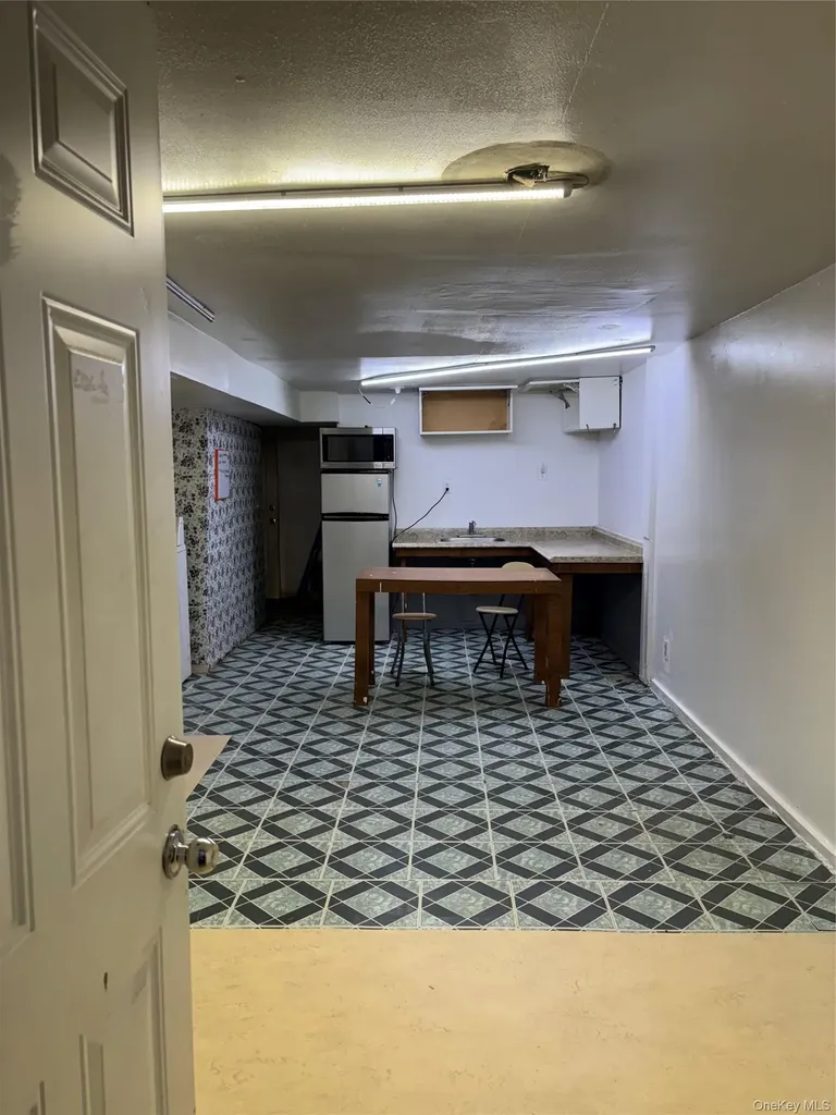 1308 E 223rd Street Bronx NY 10466